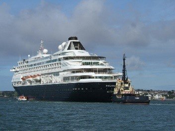 Prinsendam will be the first call of the season on 6th June